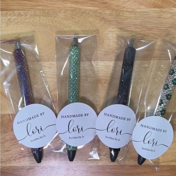 🏈 Blue Football Rhinestone Gel Pen - Picture 4 of 4